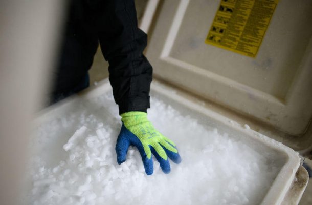 واکسن کرونا چطور حمل میشود؟